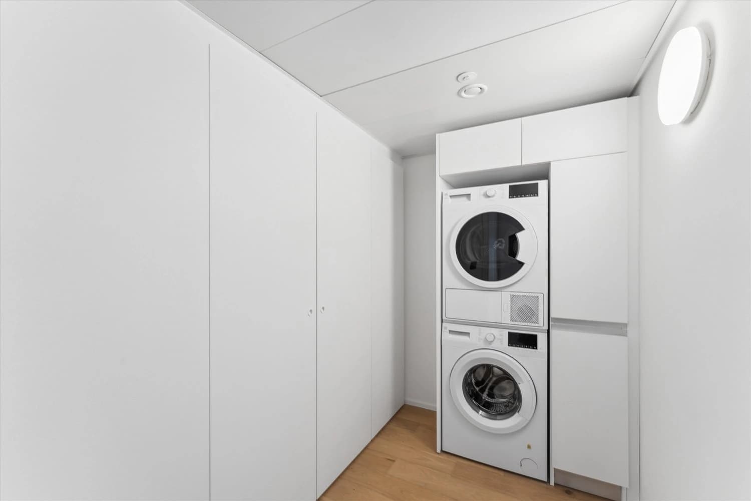 MIETEN OHNE KAUTION - Tower fifty five - metropolitan living spaces