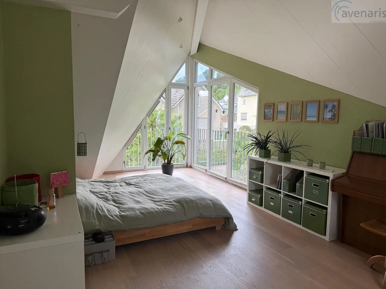 Doppeleinfamilienhaus mit grossem Gartenparadies nahe am Waldrand