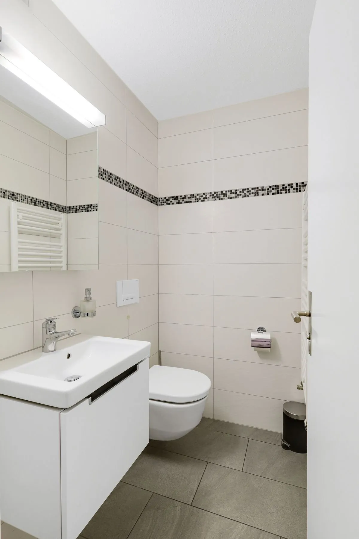 Attraktive Attika-Wohnung mit herrlichem Ausblick auf den Zürichsee in Schindellegi