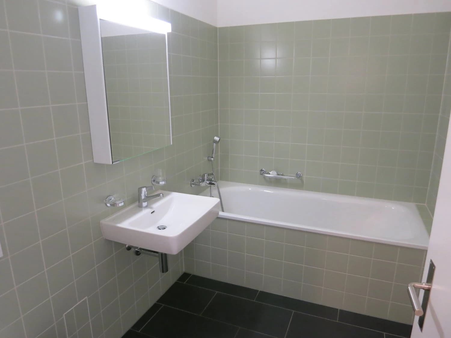 MIETEN OHNE KAUTION - Moderne Wohnung nähe Bahnhof SBB