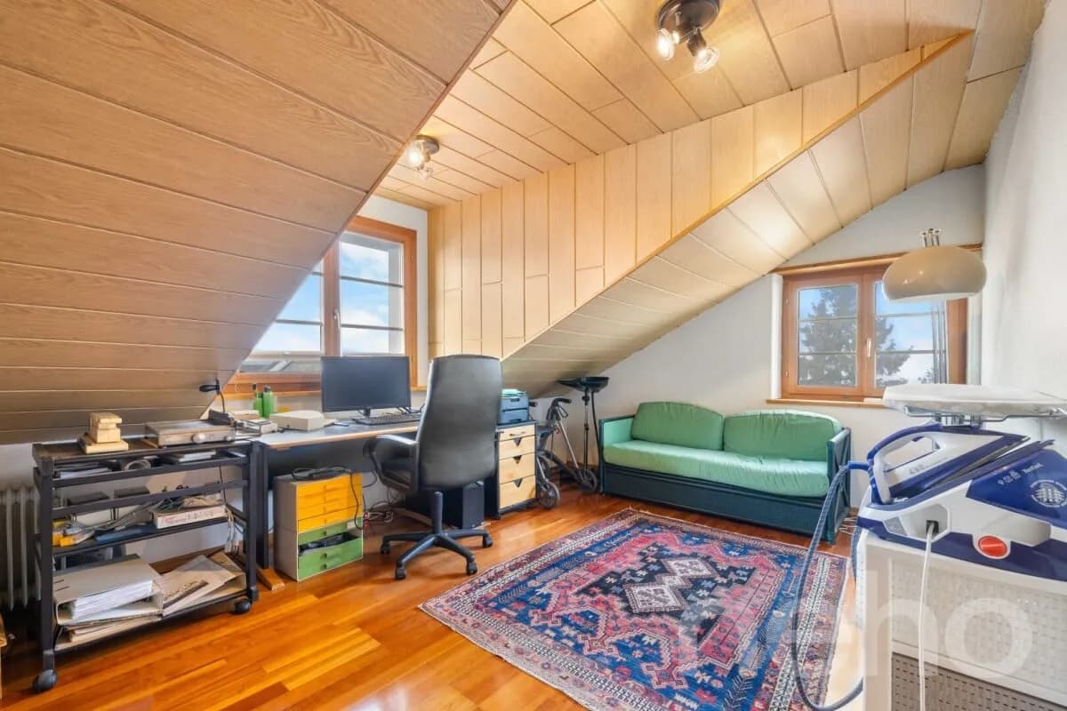 6.5-Zimmer-Eckreihenhaus mit Weitsicht, grossem Garten und Geschichte