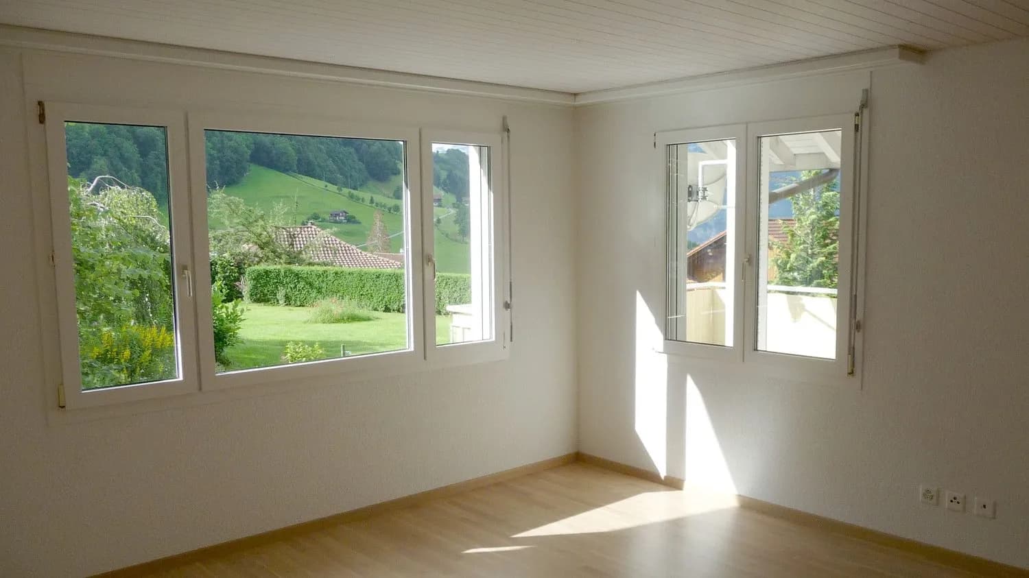 Geräumiges 5.5-Zimmer Reihenhaus mit Garten in Morschach