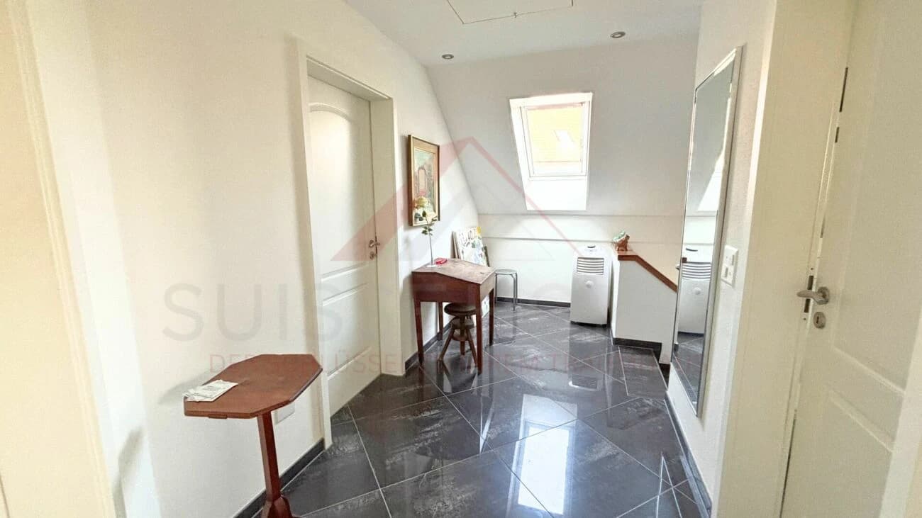 Gepflegtes Einfamilienhaus mit idyllischem Garten im Seeland