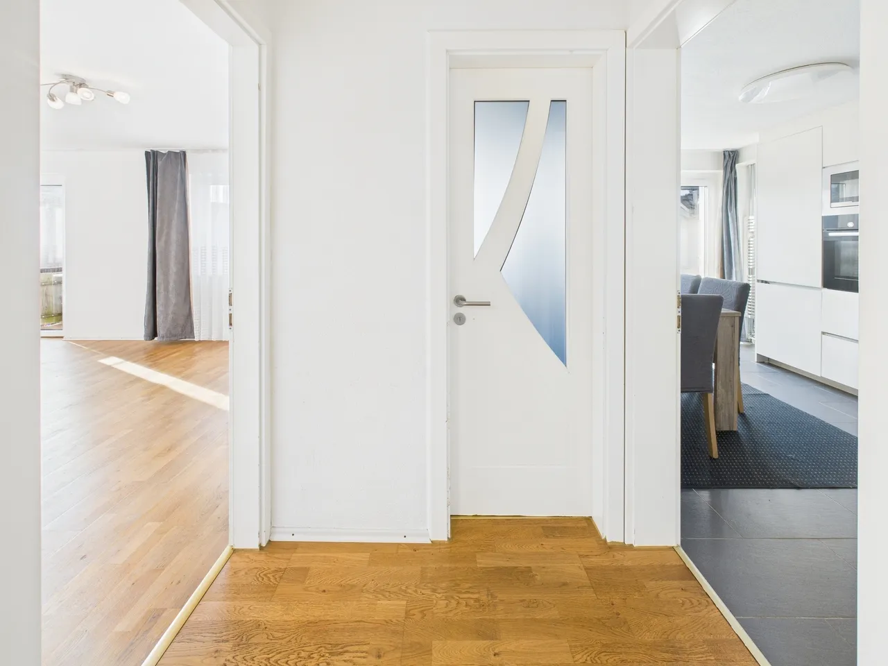 Exklusive Lage 5.5-Zimmer Reihenhaus Volketswil