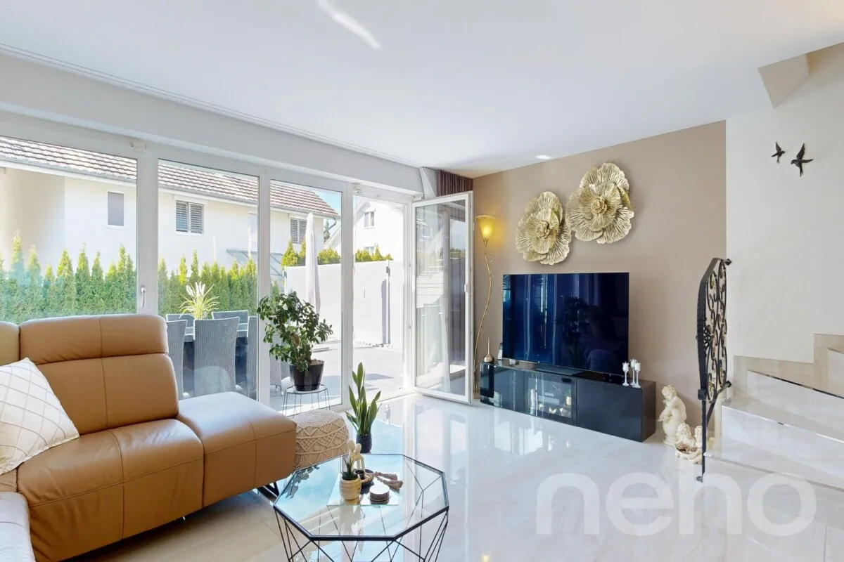 Charmante Doppelhaushälfte mit Garten und viel Raum für Familie