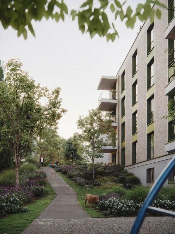 ERSTBEZUG: Luxuriöse 2.5-Zimmer Wohnung mit Südausrichtung