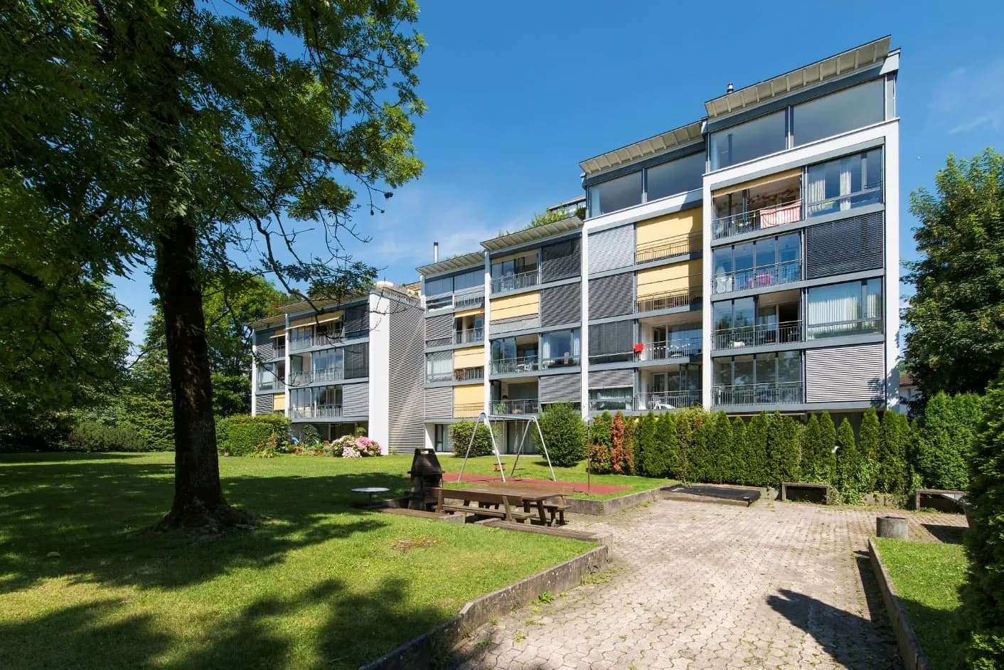 Ihr neues Zuhause mit grossen Gartensitzplatz