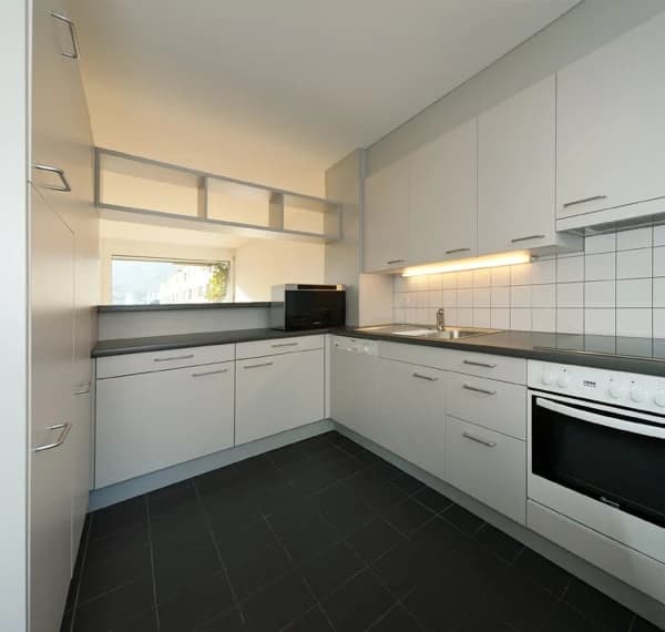 Moderne Wohnung mit sonnigem Balkon