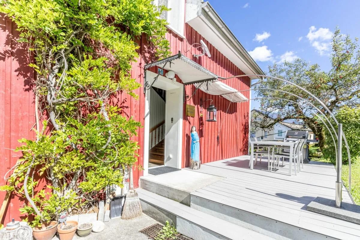 Historisches Juwel: 7-Zimmer-Einfamilienhaus mit vielseitigem Raumangebot