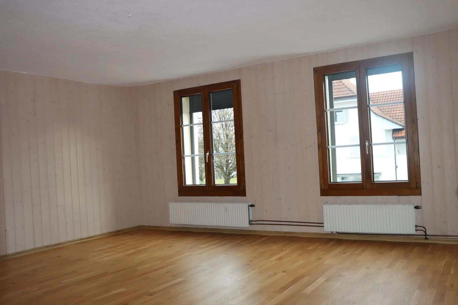 Helle 5.5-Zimmer Wohnung mit grosser Terrasse in Derendingen