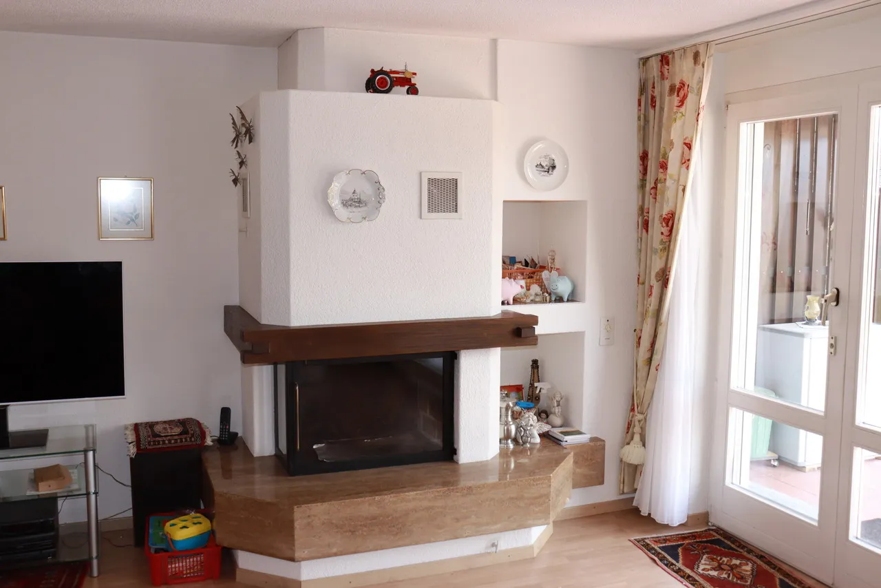 Maisonette-Traum mit Seesicht & Cheminee - Wohnen am Thunersee