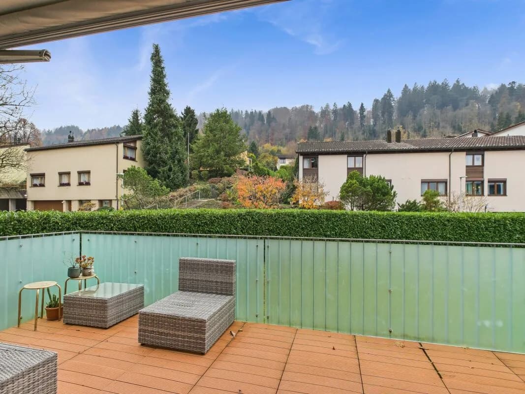 Schöne, ruhige Wohngegend mit Blick ins Grüne