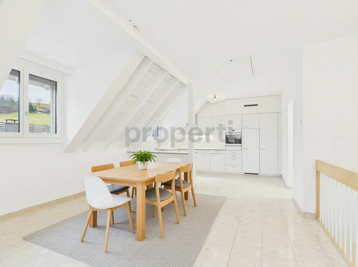 Helle 4.5-Zimmer Maisonette-Wohnung mit Balkon in Bubendorf