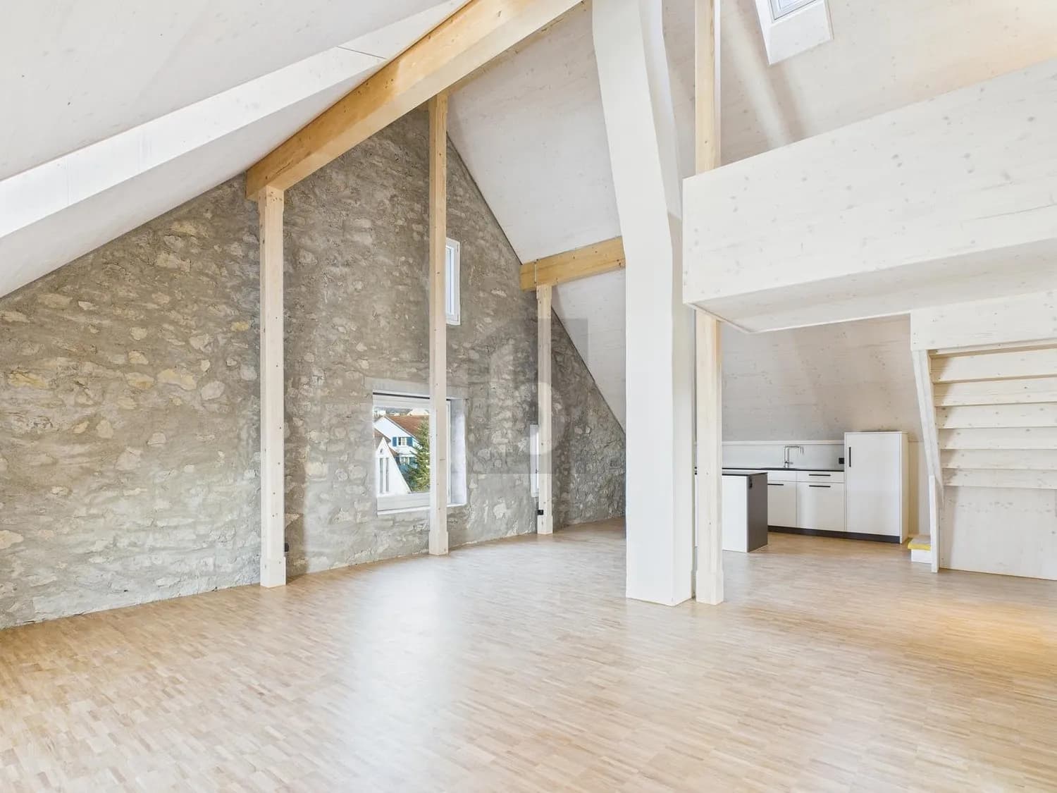 GROSSZÜGIG MIT OFFENEM RAUMKONZEPT