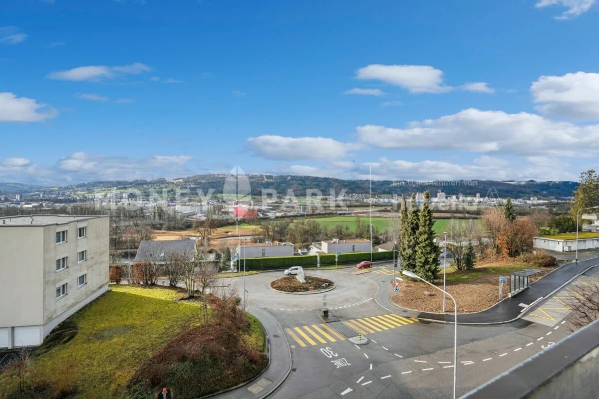 Helle 4-Zimmer-Wohnung mit Weitsicht und sonnigem Balkon
