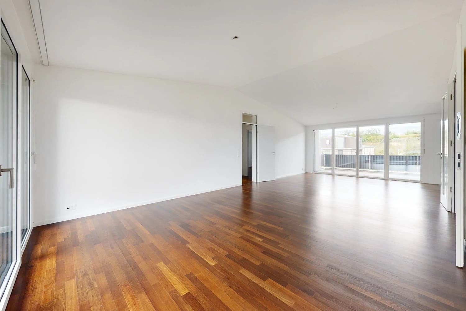 Stilsichere Wohnung in kinderfreundlicher Überbauung