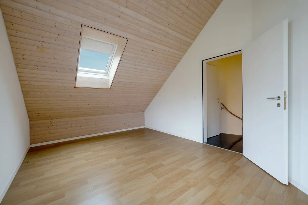 Traumhafte Lage in Altendorf, inkl. 2 Tiefgararagenplätze!