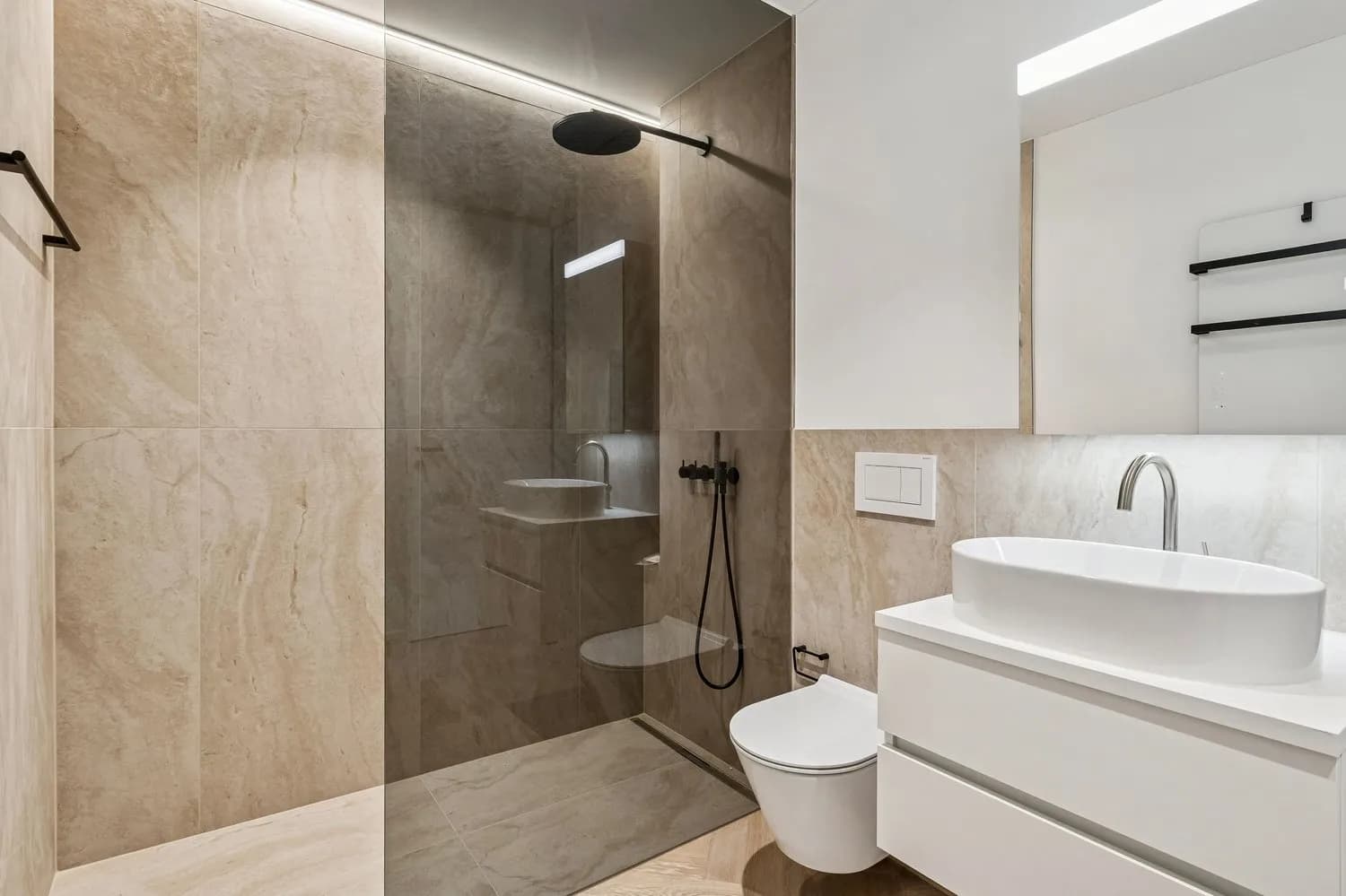 Neubau 2.5-Zimmer-Gartenwohnung mit privatem Aussenbereich in Oerlikon