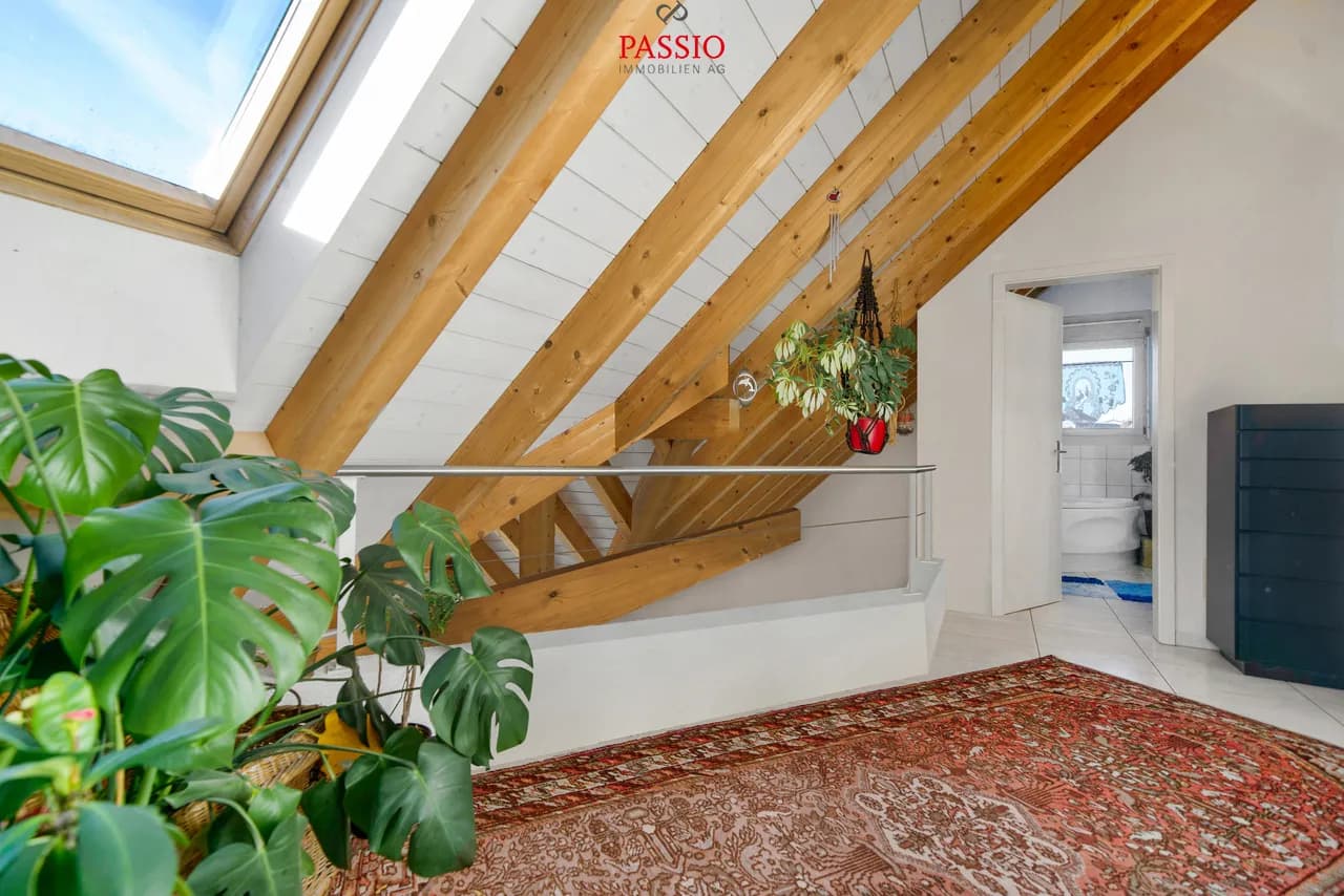 Grosse 5.5-Zimmer Duplexwohnung mit Lift an bester Lage