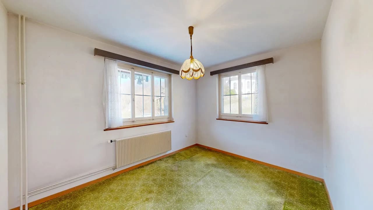 Idyllisches 6-Zimmer-Einfamilienhaus mit Garage und Aussenparkplatz