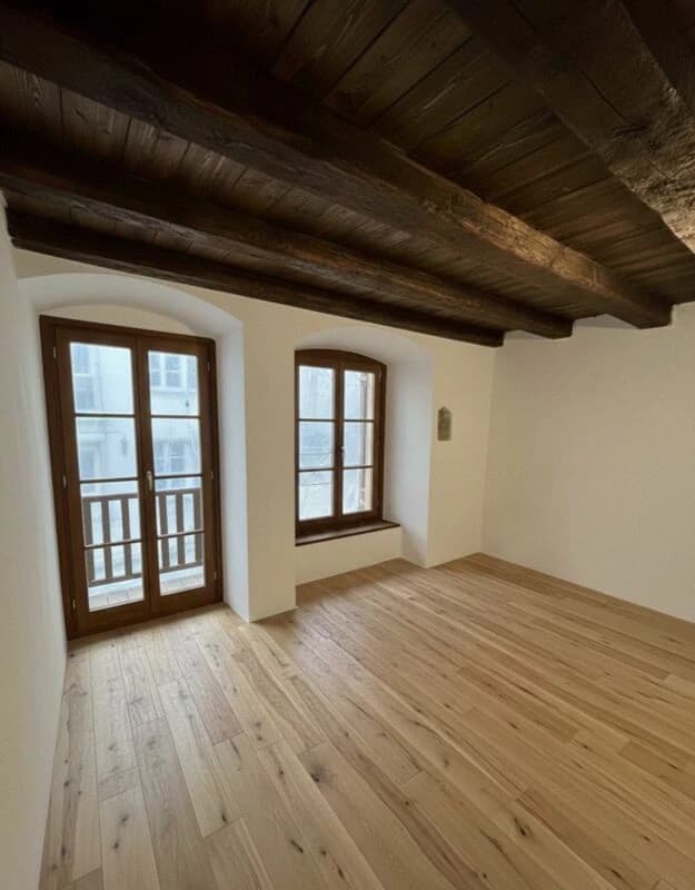 Erstbezug / 6-Parteien Wohngemeinschaft "Steinfels"