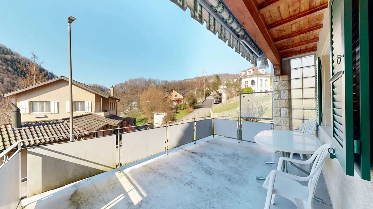 Idyllisches 6-Zimmer-Einfamilienhaus mit Garage und Aussenparkplatz