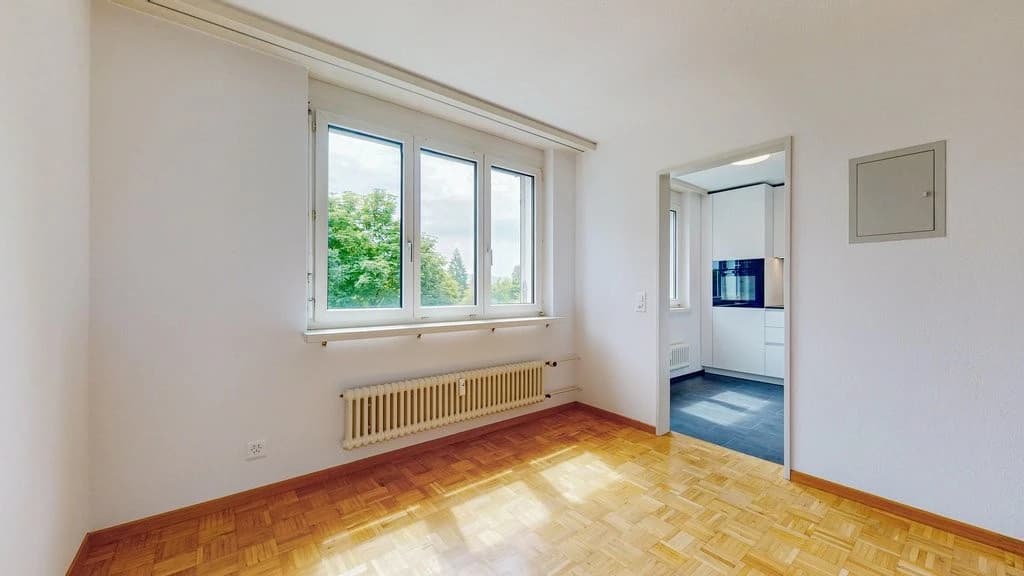 Neu sanierte 4.5 Zimmerwohnung