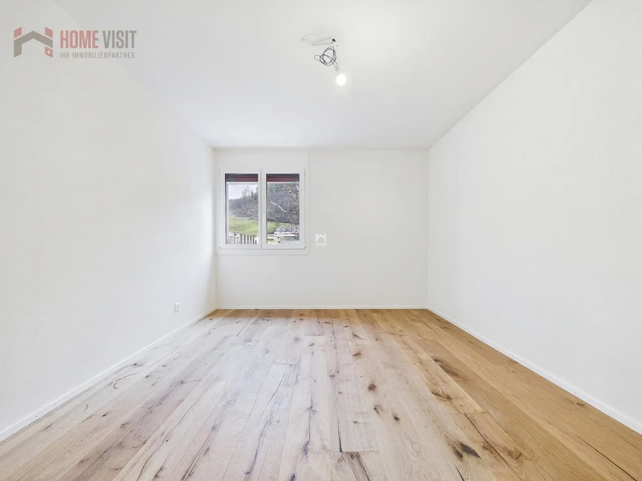 Erstbezug nach Kernsanierung - stilvoll wohnen in Zunzgen