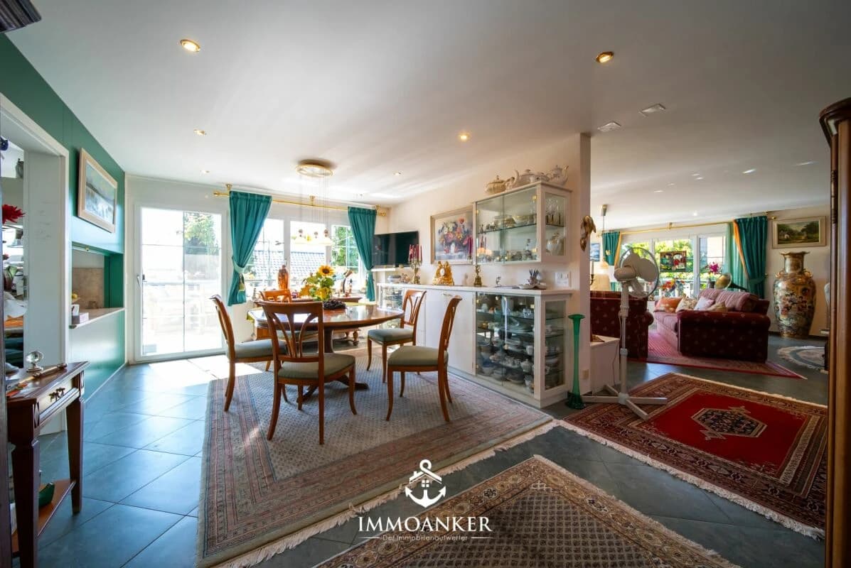 Wohnen mit Weitblick - umgeben von Ruhe und Grün. - 6.5 Zimmer EFH in Sulz