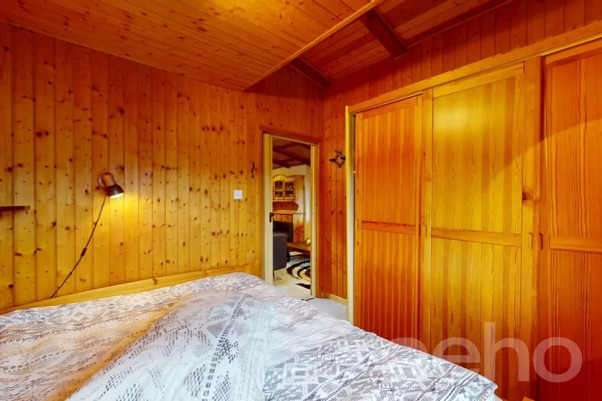 Charmant chalet mitoyen avec terrain et terrasse