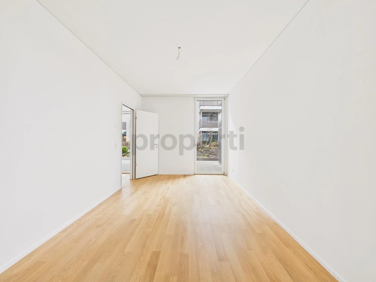 Moderne 2.5-Zimmer-Wohnung mit Balkon, Basel