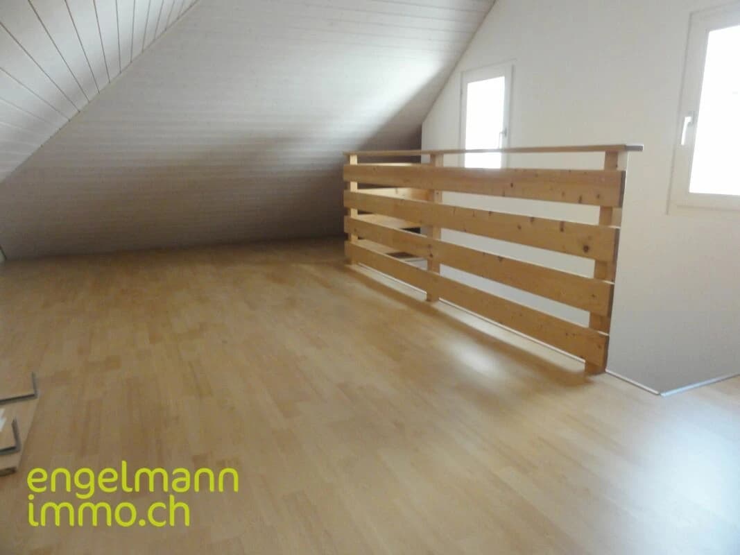 Schöne 2.5-Zimmer-Duplexwohnung/ Bel appartement en duplex de 2.5 pièces