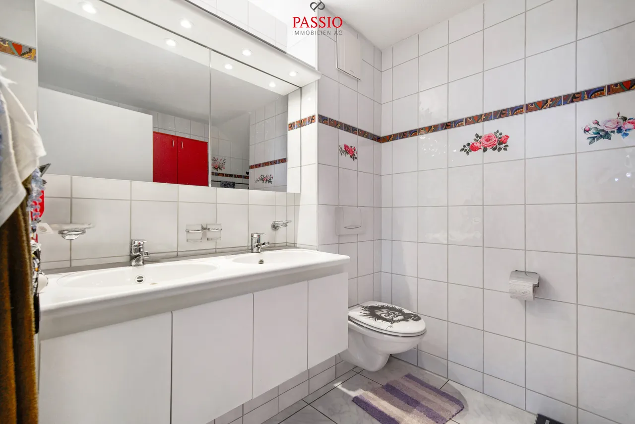 Grosse 5.5-Zimmer Duplexwohnung mit Lift an bester Lage