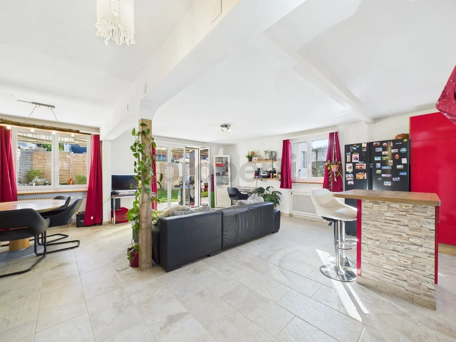 Modernes 4.5-Zimmer-Reihenhaus mit Garten in Büsserach