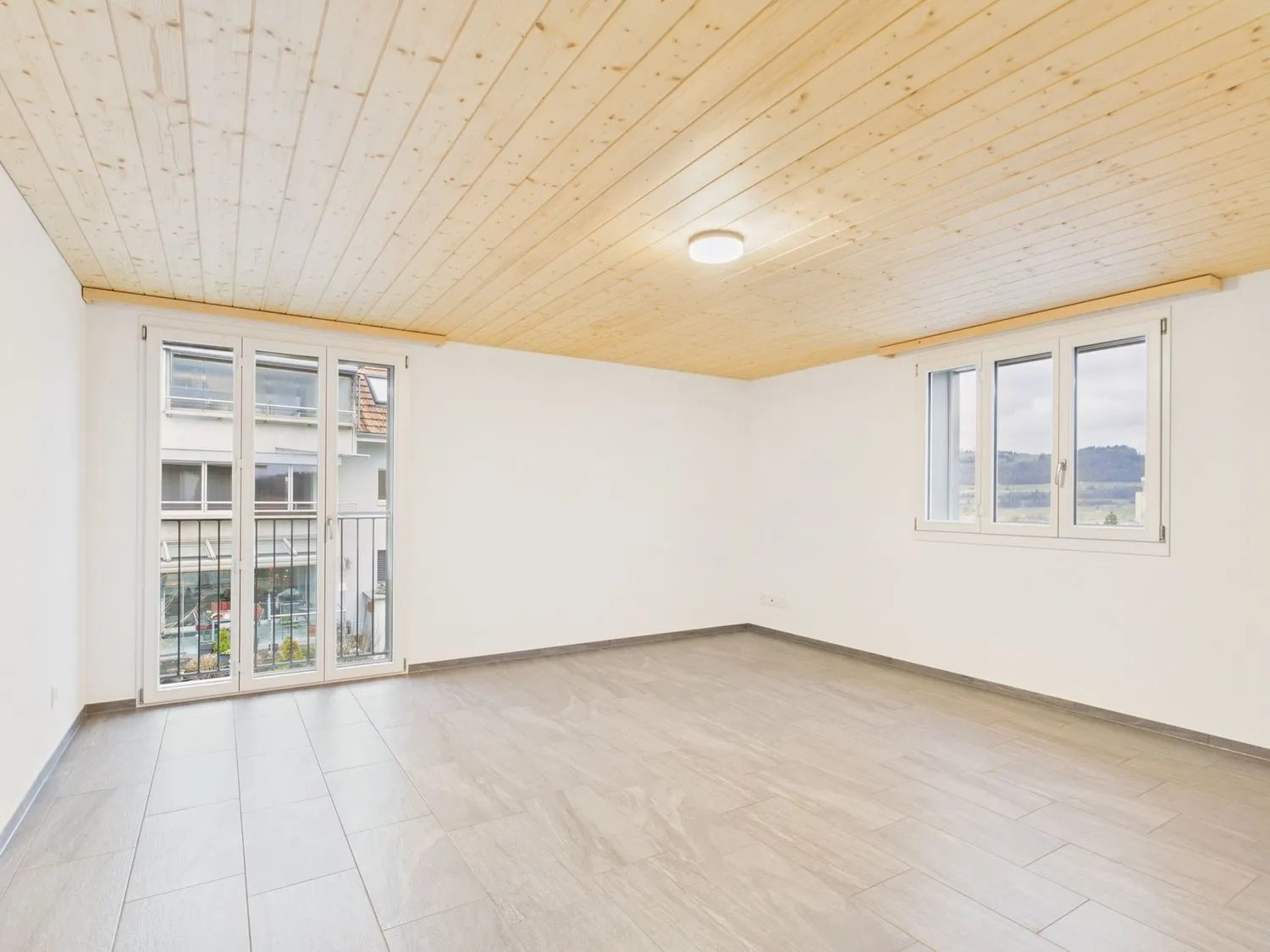 Neue 6-Zimmer Wohnung in Thurnen