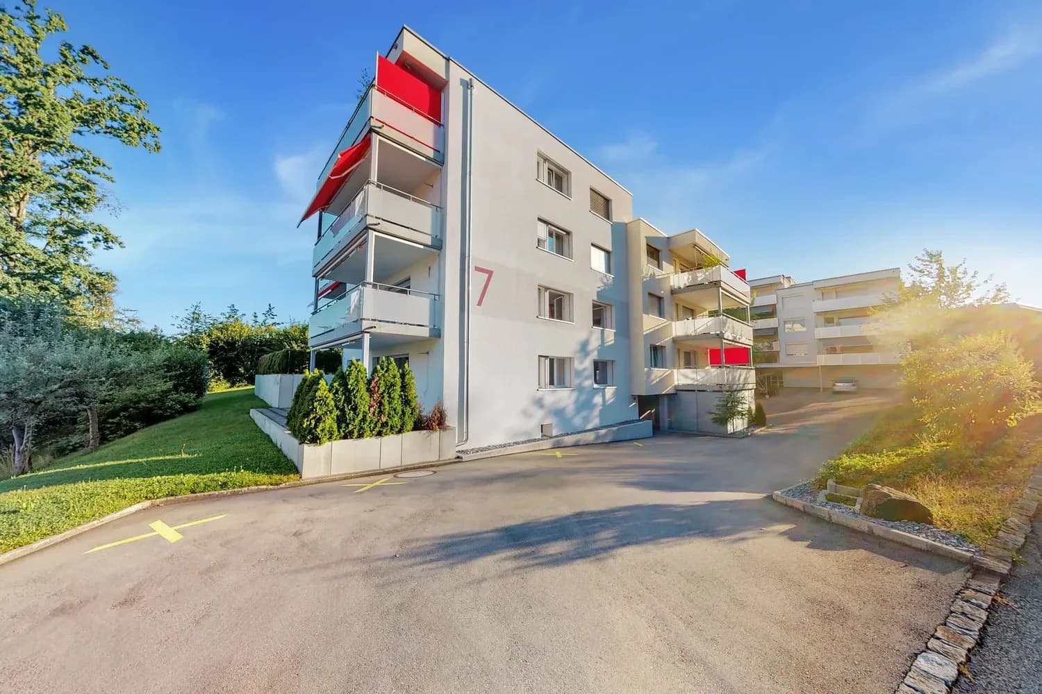 Wohnen im steuergünstigen Meggen!