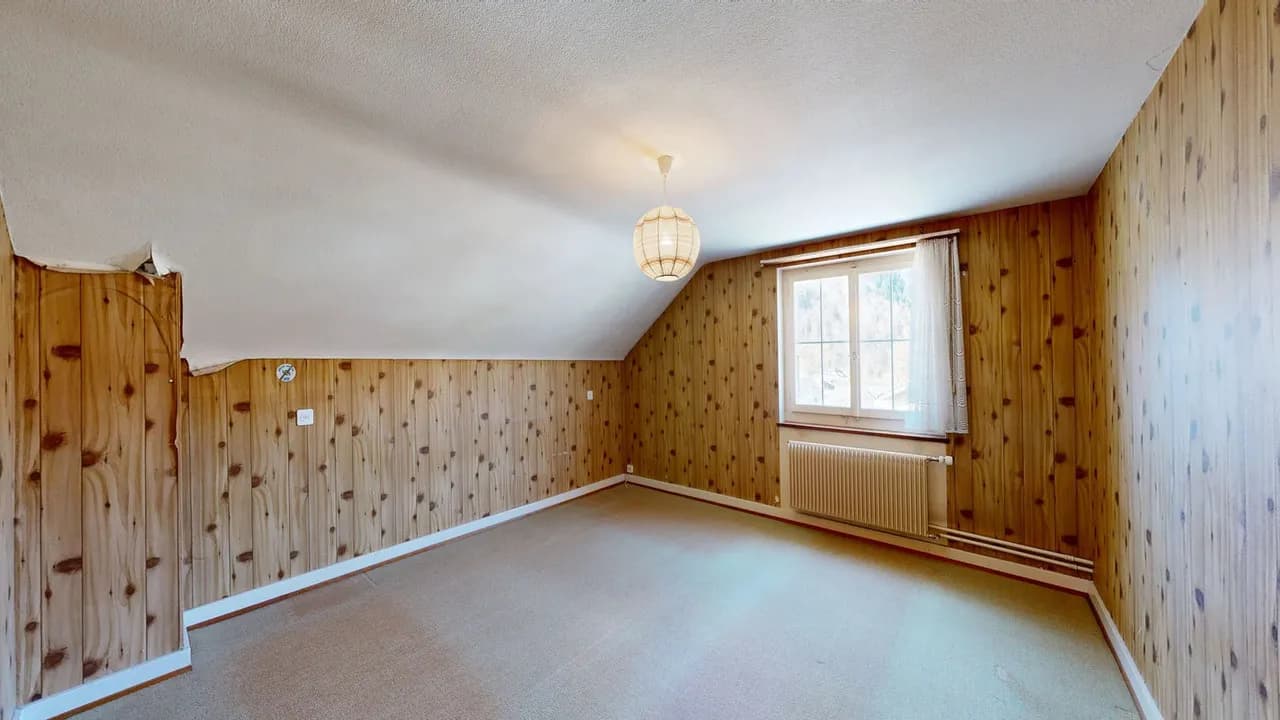 Idyllisches 6-Zimmer-Einfamilienhaus mit Garage und Aussenparkplatz