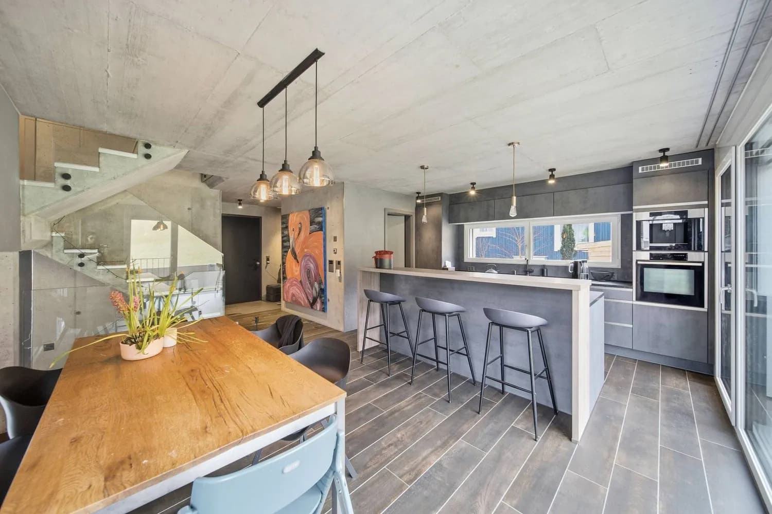 ECKIG, KANTIG & KLAR - MODERNES ARCHITEKTENHAUS