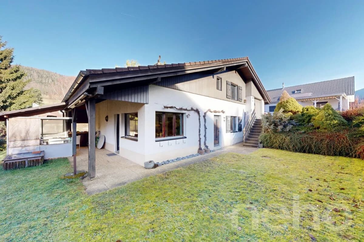 Maison individuelle  ? fort potentiel et emplacement privilégié