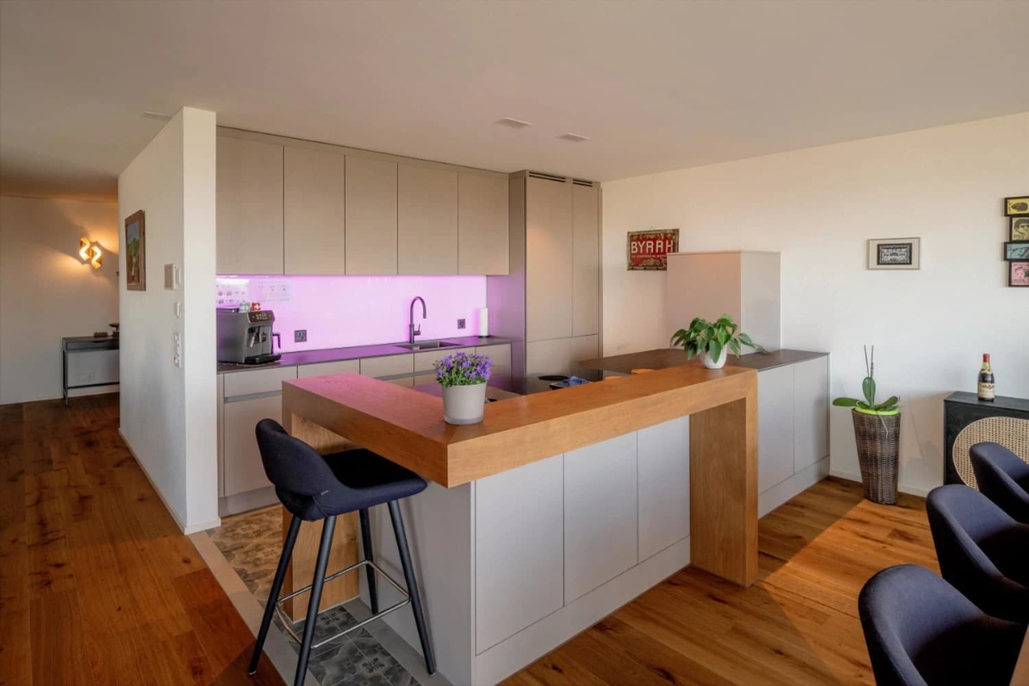 4.5-Zi. Terrassenwohnung mit Weitblick in Remetschwil