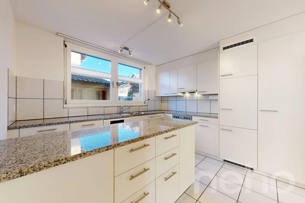 Attraktives 5.5-Zimmer-Reihenmittelhaus mit Blick ins Grüne