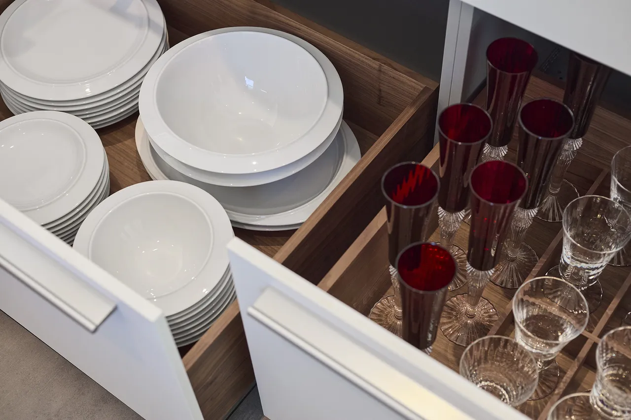 4.5 Zi.-Wohnung mit 173 m² Gesamtnutzfläche und Sky-Frame-Wintergarten