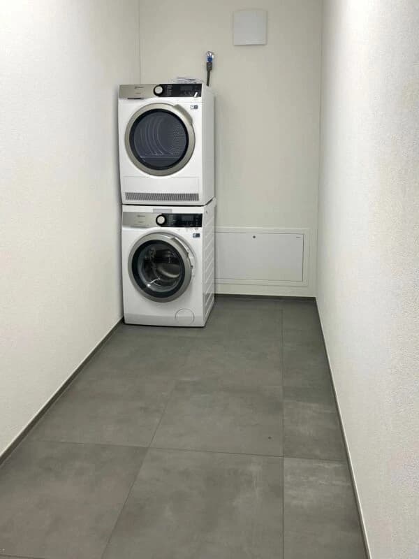 Moderne 3.5-Zimmer-Wohnung mit grosszügiger Terrasse