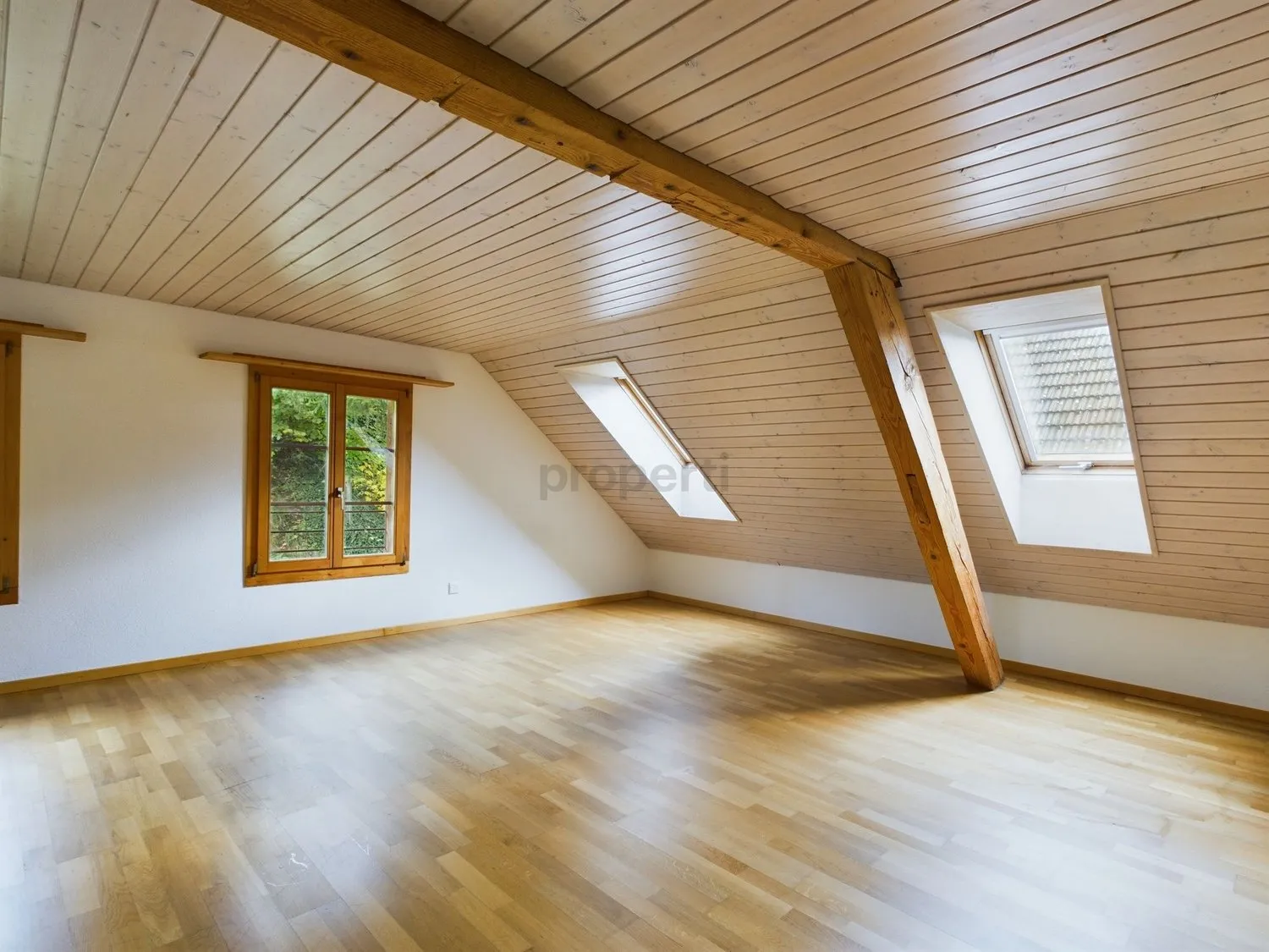 Helle 3.5-Zimmer-Wohnung, Zollbrück