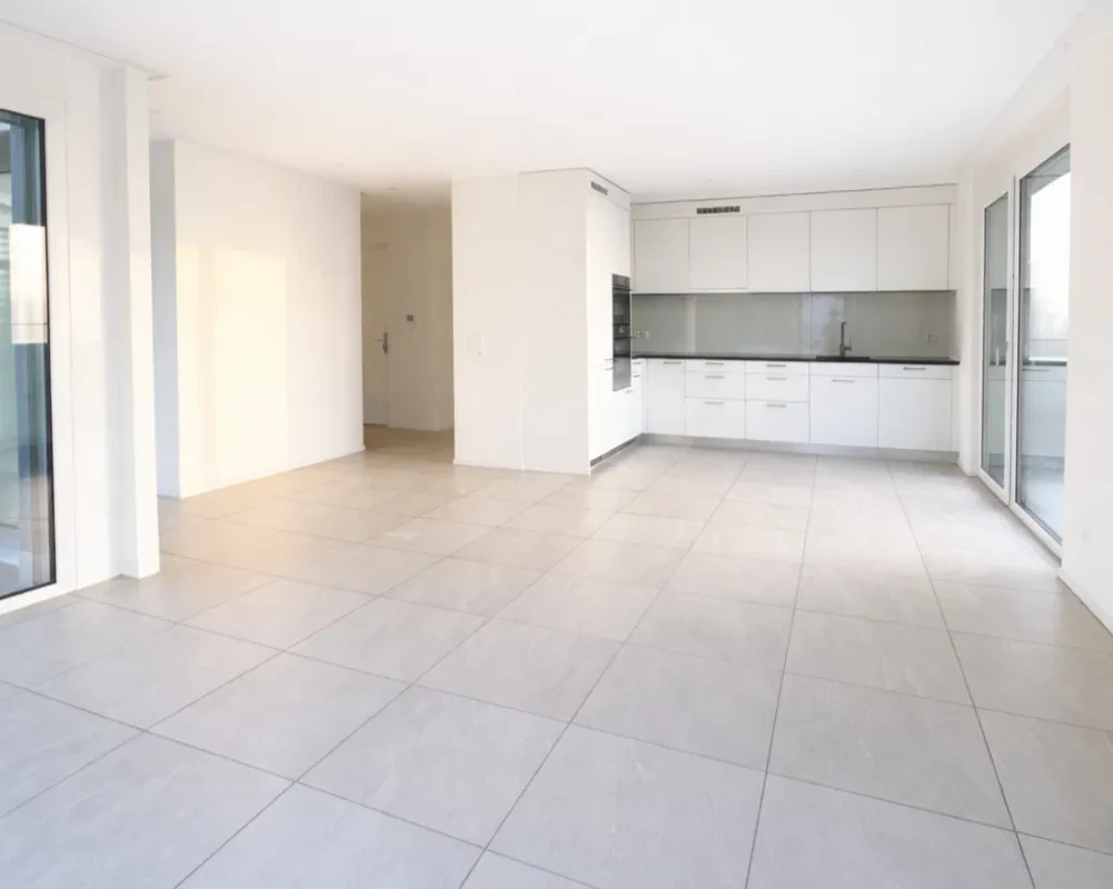 Moderne Attika-Wohnung über den Dächern von Oberwil