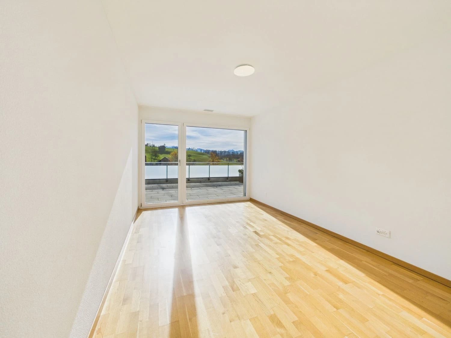 Einzigartige Wohnung in Wald ZH mit 5.5 Zimmern und atemberaubender Aussicht