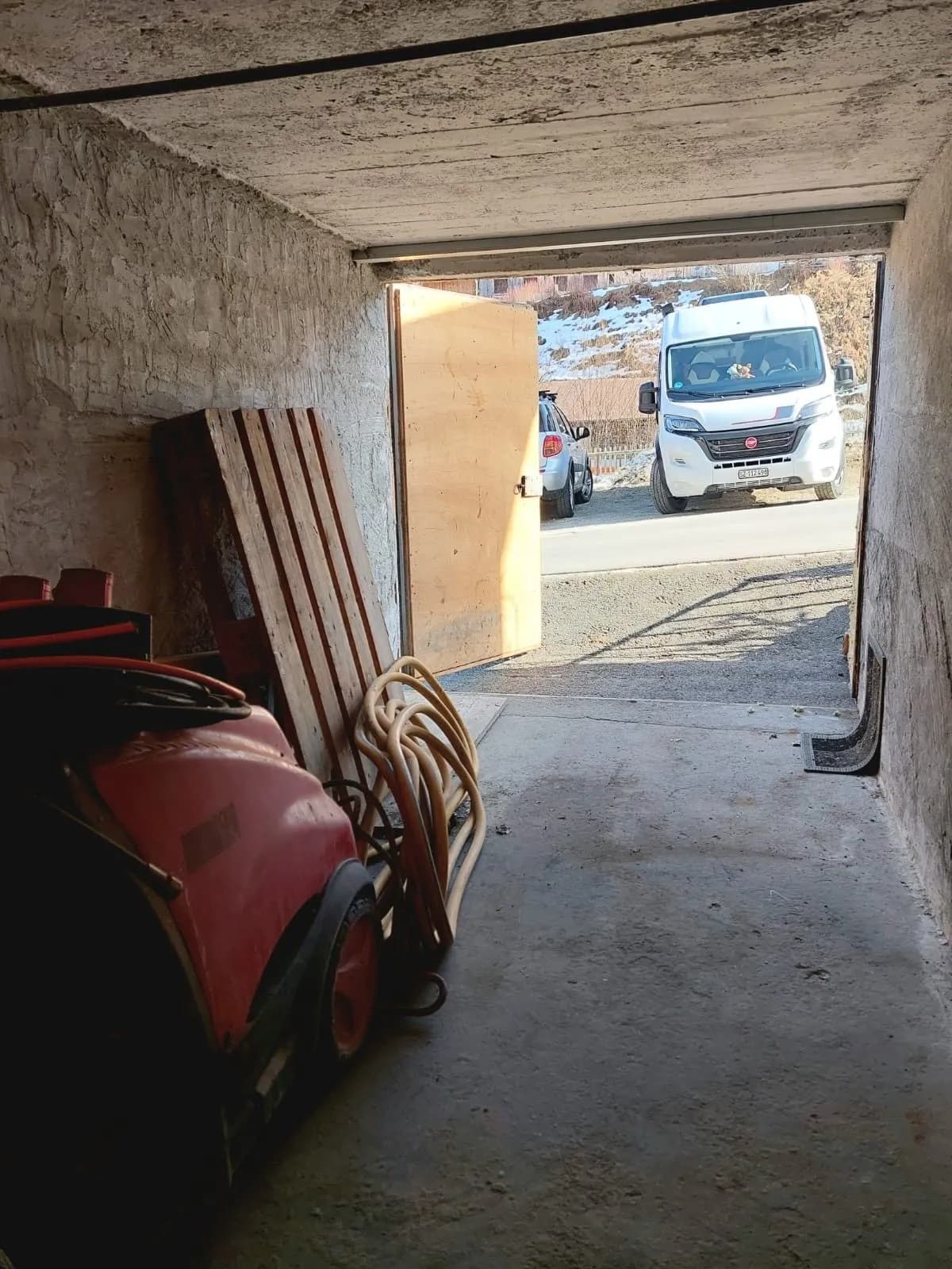 Haus mit Werkstatt & über 100 m² Nebenflächen  ideal für Wohnen und Arbeiten in Disentis