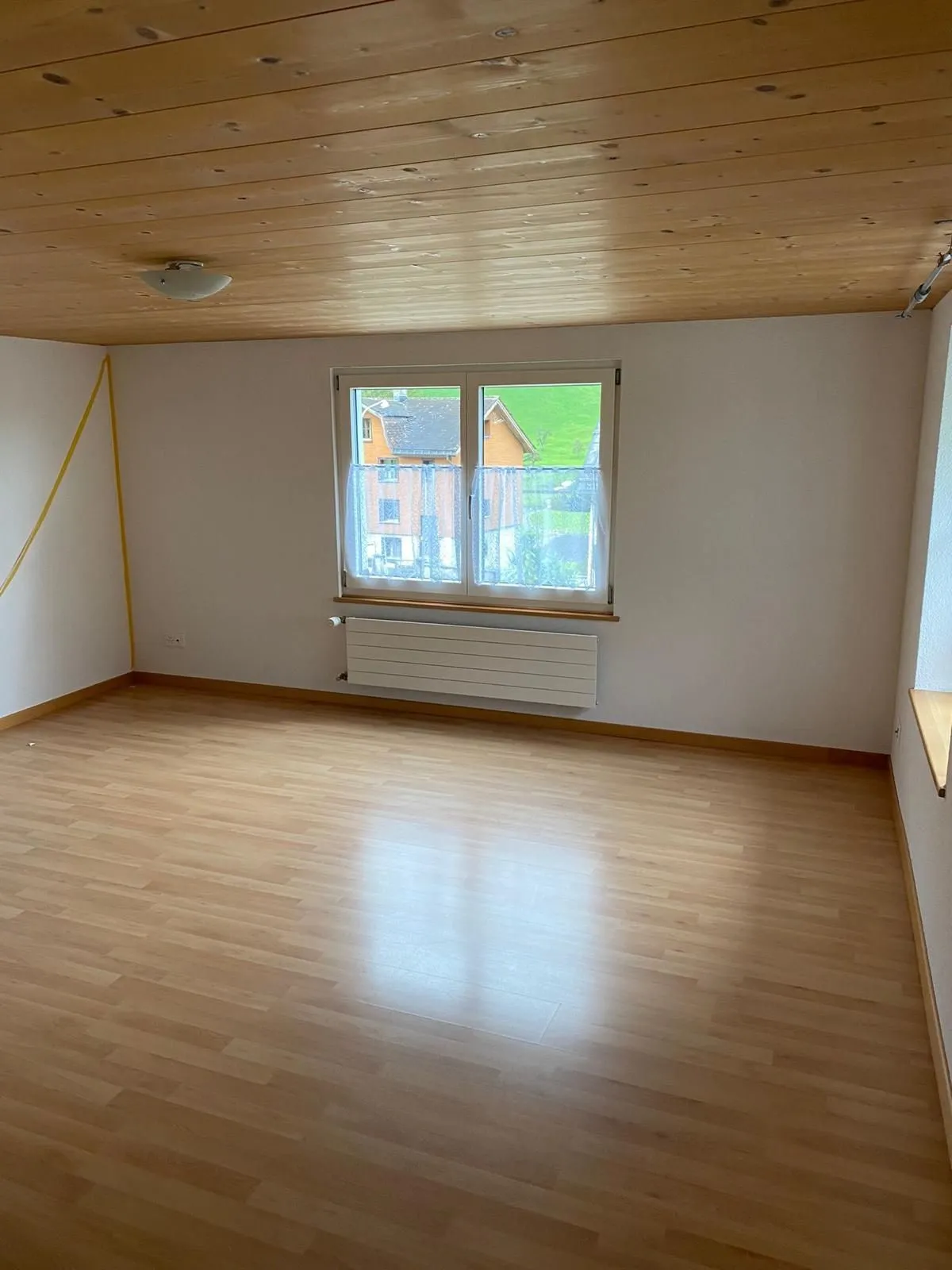 Gemütliche 6-Zimmer Einfamilienhaus an ruhiger Lage in Glarus