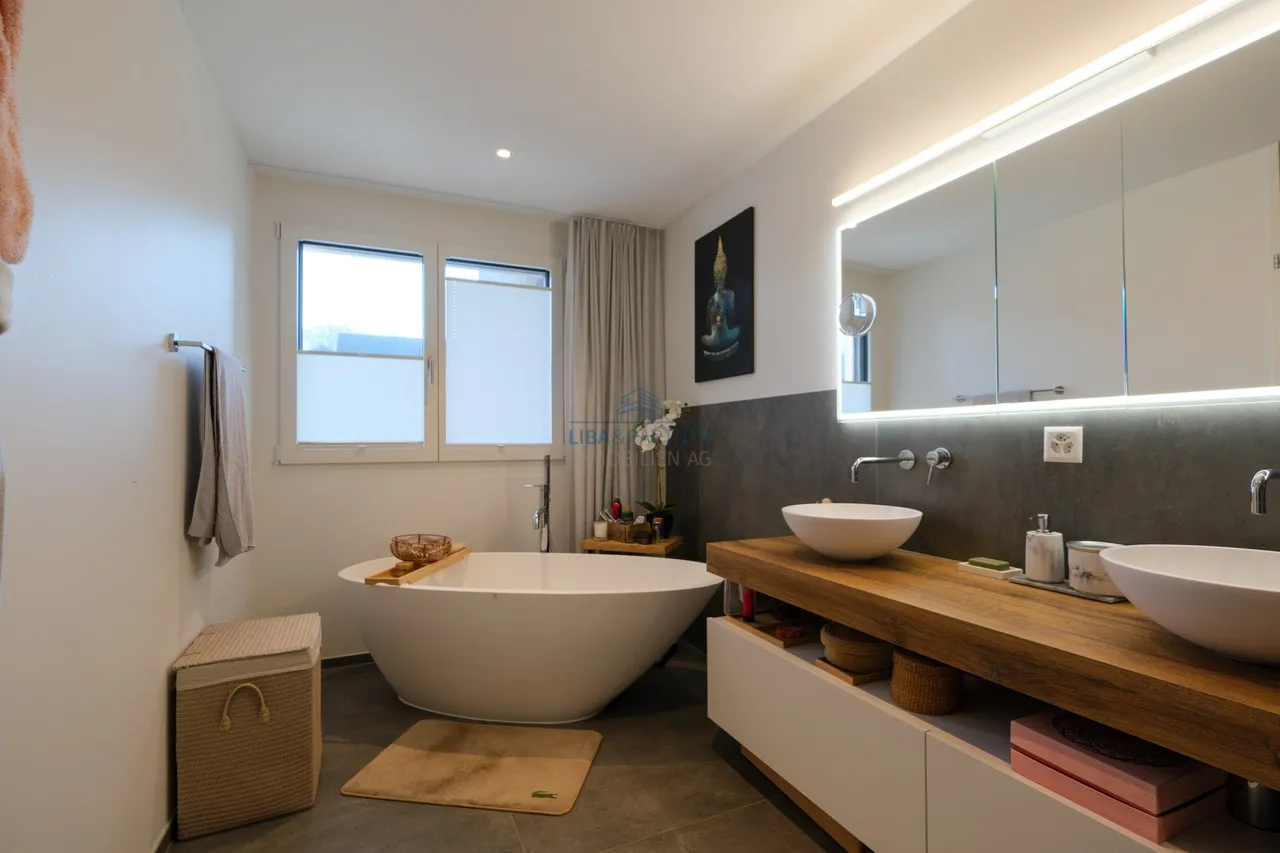 Attraktive, moderne und einzigartige Attikawohnung mit Aussicht