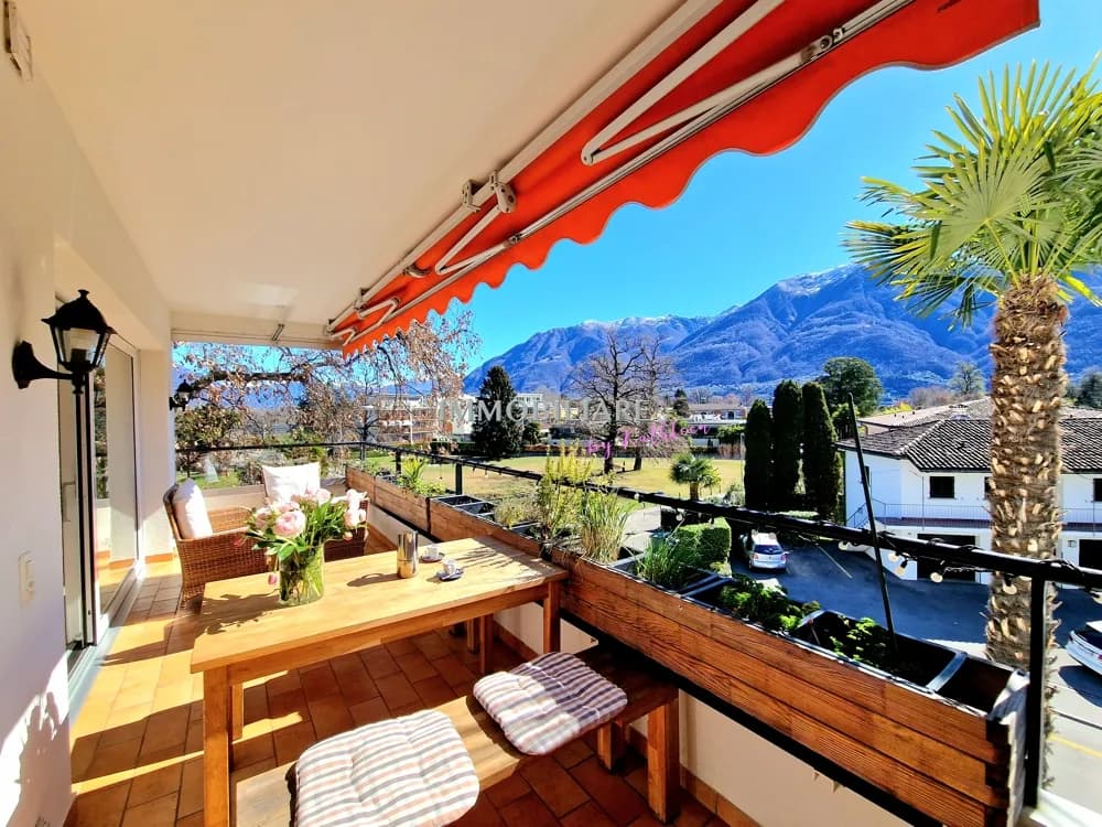 Ferienwohnung Attica mit Weitblick, ganzjährig sonnig, nah zur Maggia